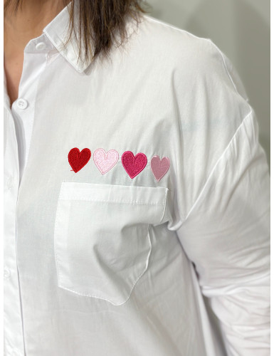 Camisa básica c/corações