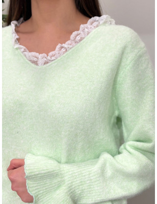 Camisola de malha c/renda no decote