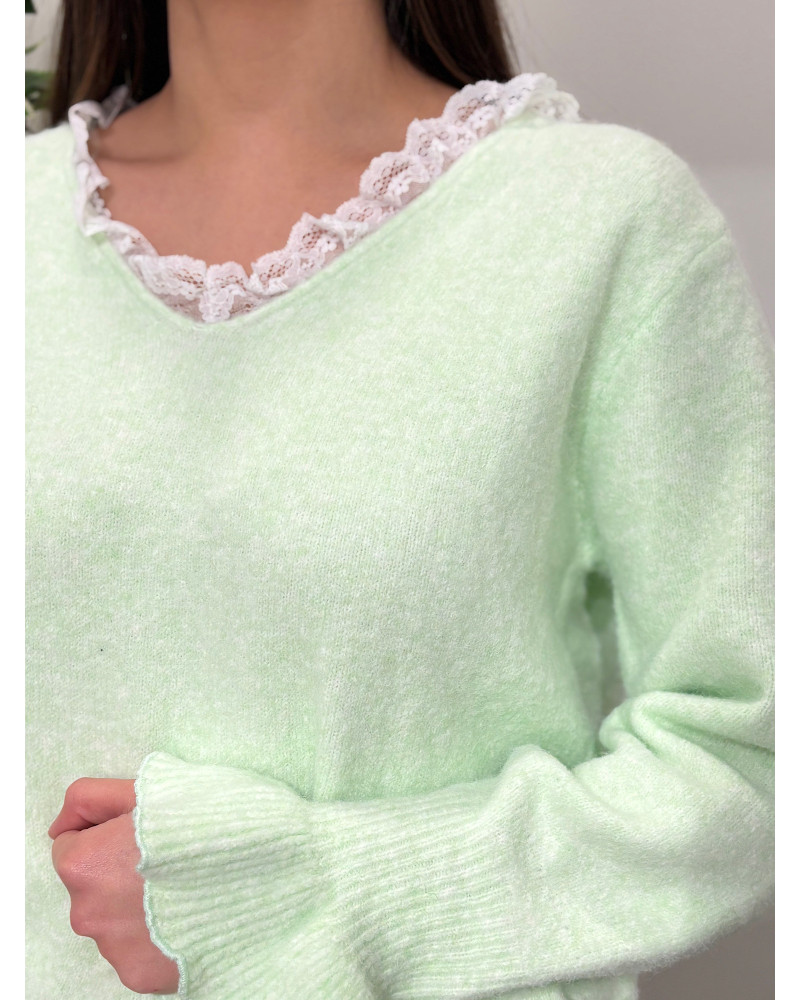 Camisola de malha c/renda no decote