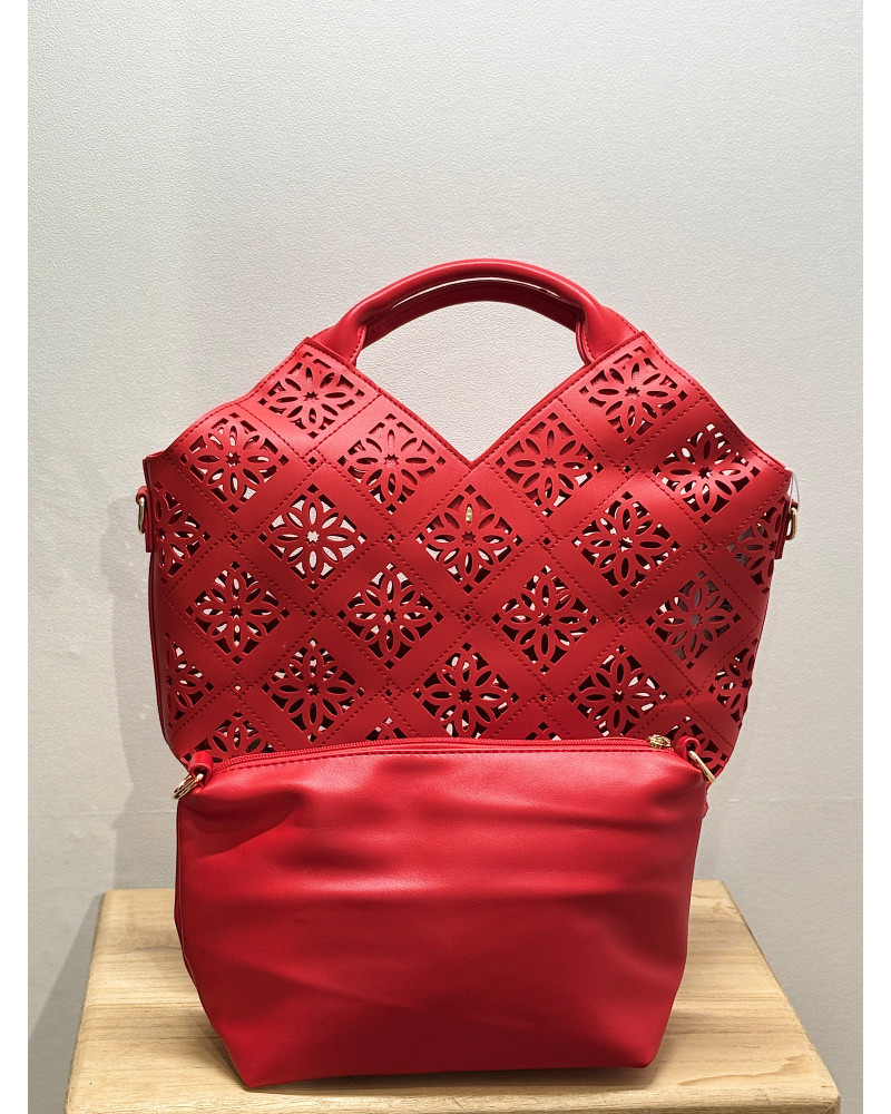 Mala de mão perfurada