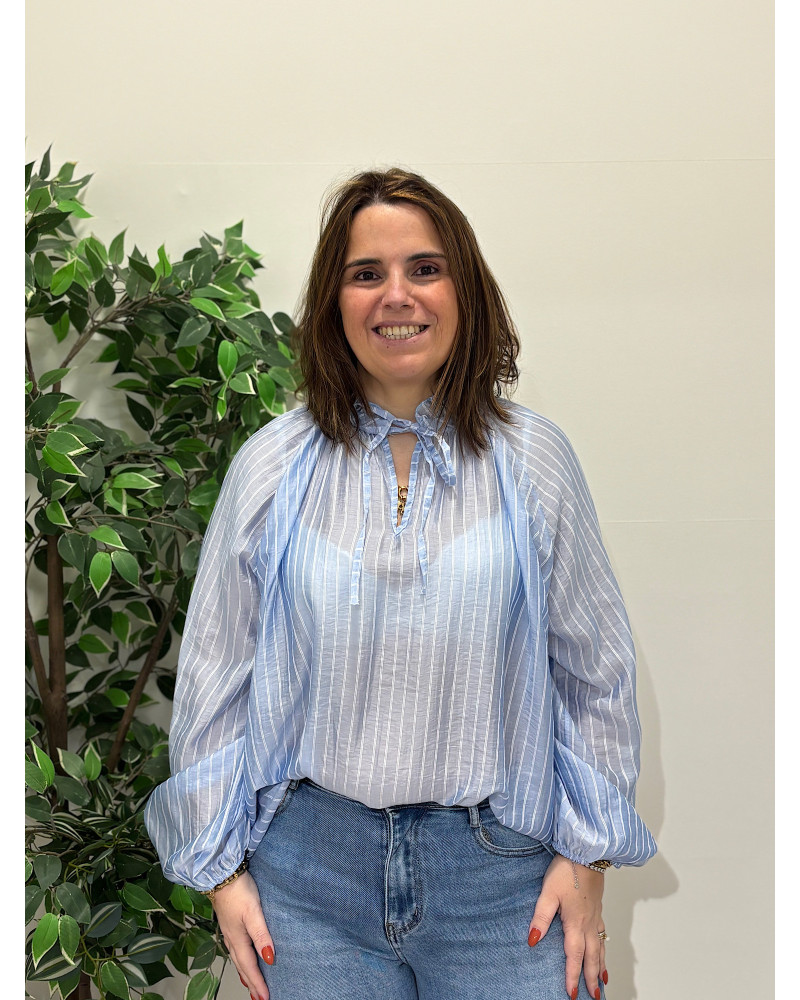 Blusa de riscas c/transparência