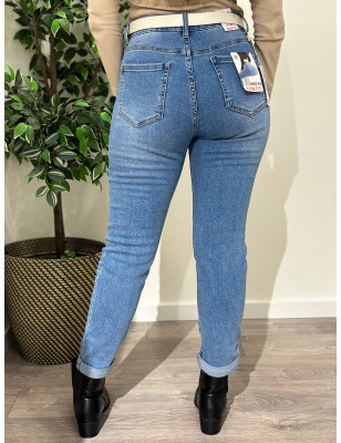 Calças de ganga modelo mom fit c/cinto