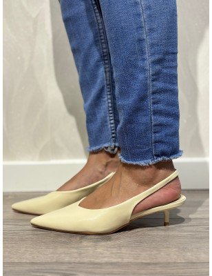 Sapato de Salto Pequeno