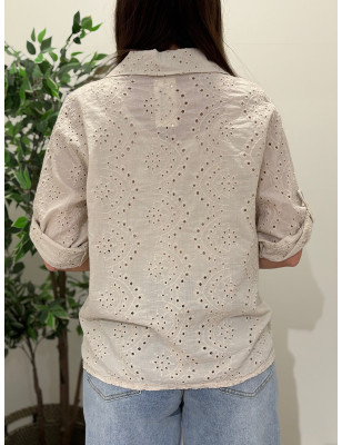 Camisa em Bordado Inglês