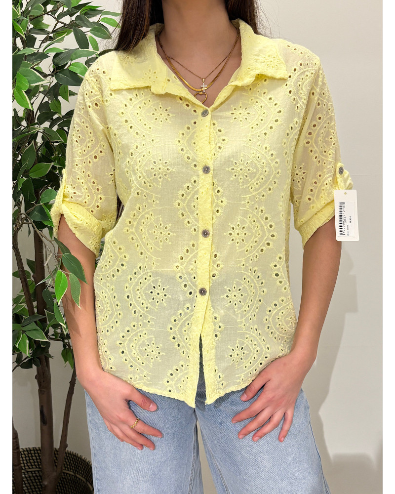 Camisa em Bordado Inglês