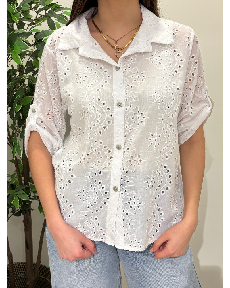 Camisa em Bordado Inglês